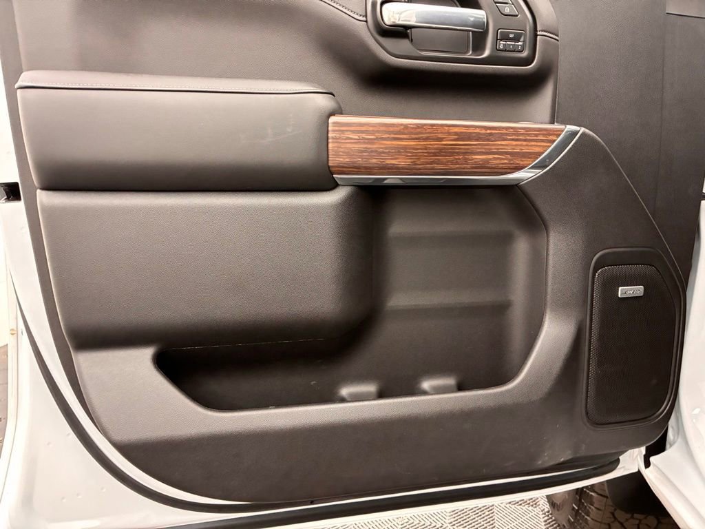 Used 2021 Chevrolet Silverado 3500 High Country image 18