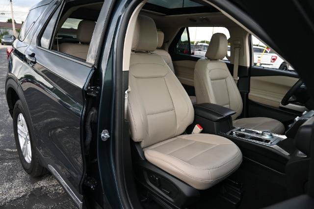 Certified 2023 Ford Explorer XLT w/ Equipment Group 202A AWD/4WD image 26