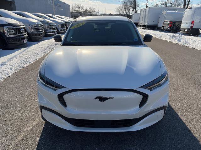 Certified 2025 Ford Mustang Mach-E Premium image 8