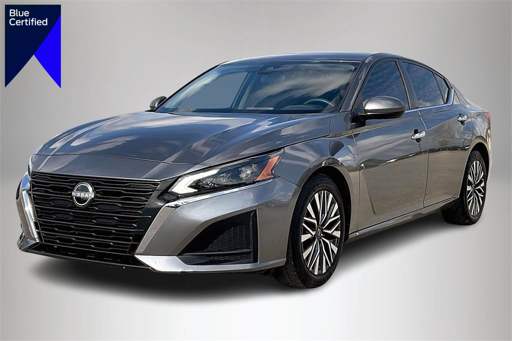 Used 2023 Nissan Altima 2.5 SV