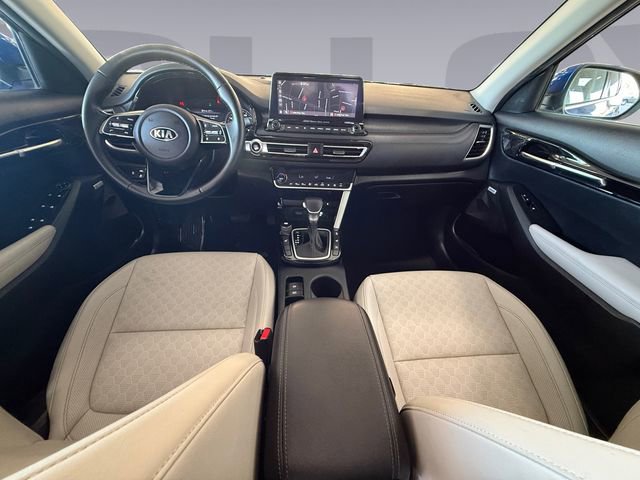 Used 2021 Kia Seltos SX w/ SX Sunroof Package AWD/4WD image 12