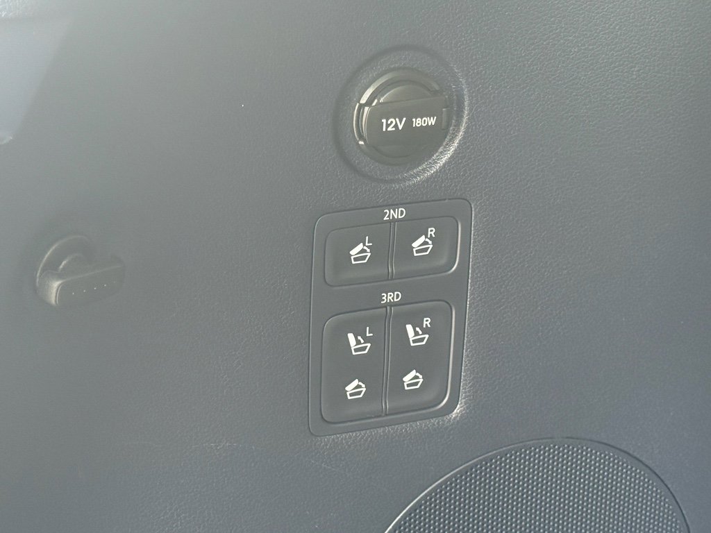 Used 2024 Hyundai Palisade Calligraphy image 16