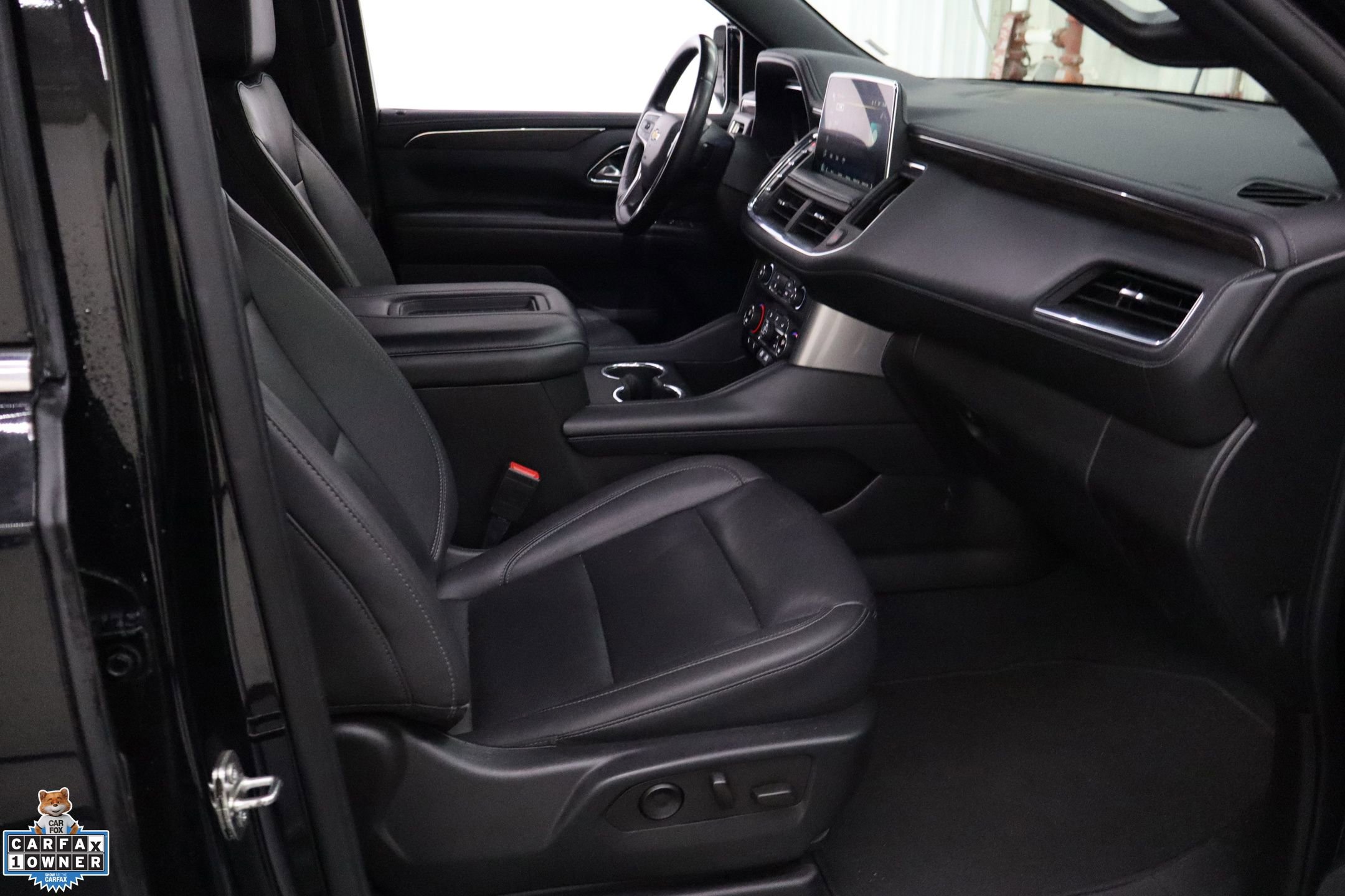 Used 2023 Chevrolet Tahoe LT image 29