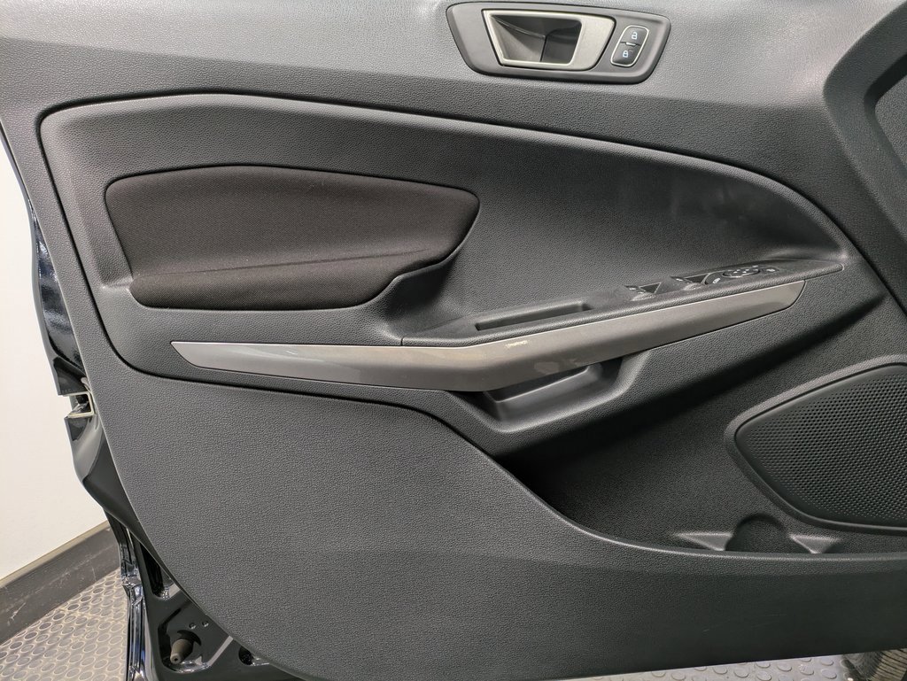 Certified 2022 Ford EcoSport SE image 8