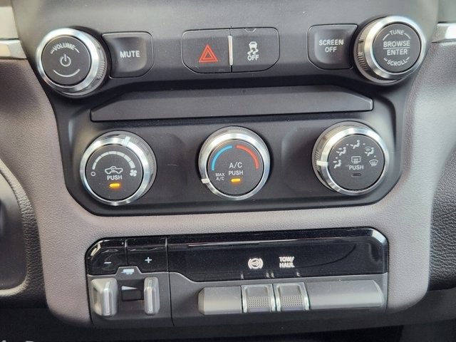 Used 2024 RAM 2500 Big Horn image 17