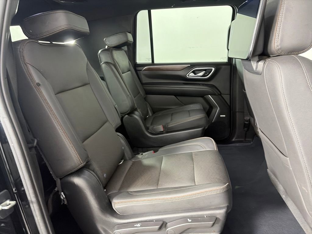 Used 2021 Chevrolet Suburban High Country image 30