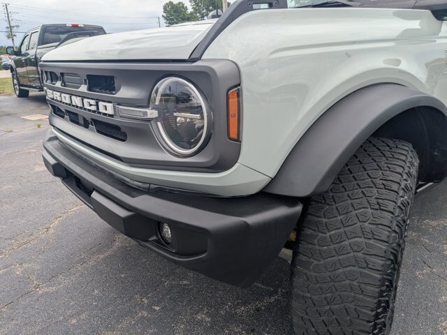 Certified 2022 Ford Bronco Big Bend w/ Sasquatch Package AWD/4WD image 5