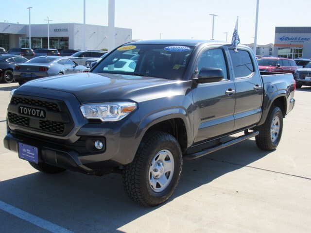 Used 2021 Toyota Tacoma SR AWD/4WD image 2