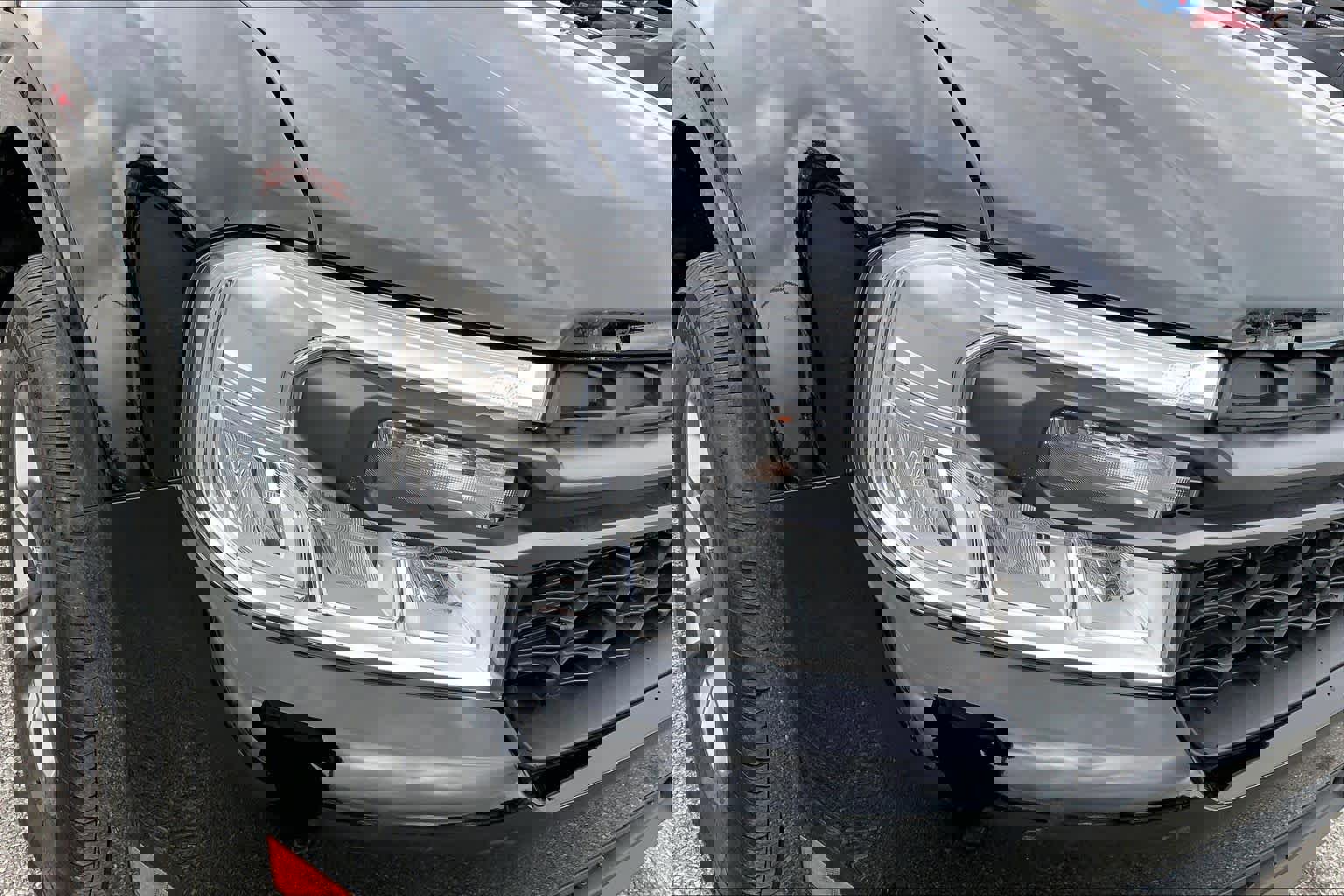 Certified 2024 Ford Maverick XLT image 27