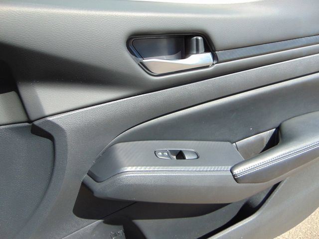 Used 2025 Nissan Altima 2.5 SV FWD image 26