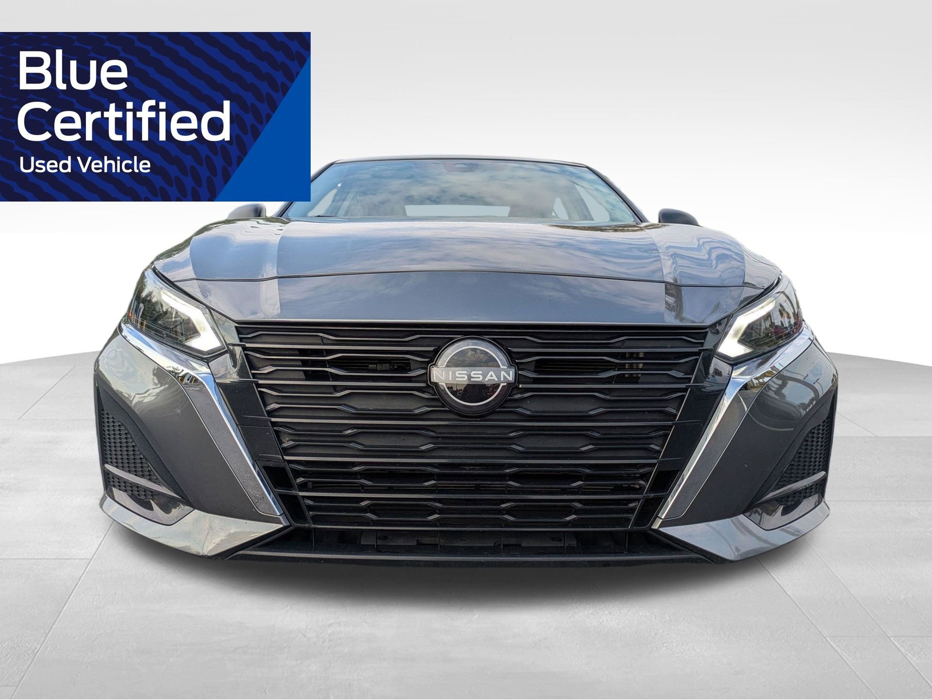 Used 2024 Nissan Altima 2.5 SV FWD image 11