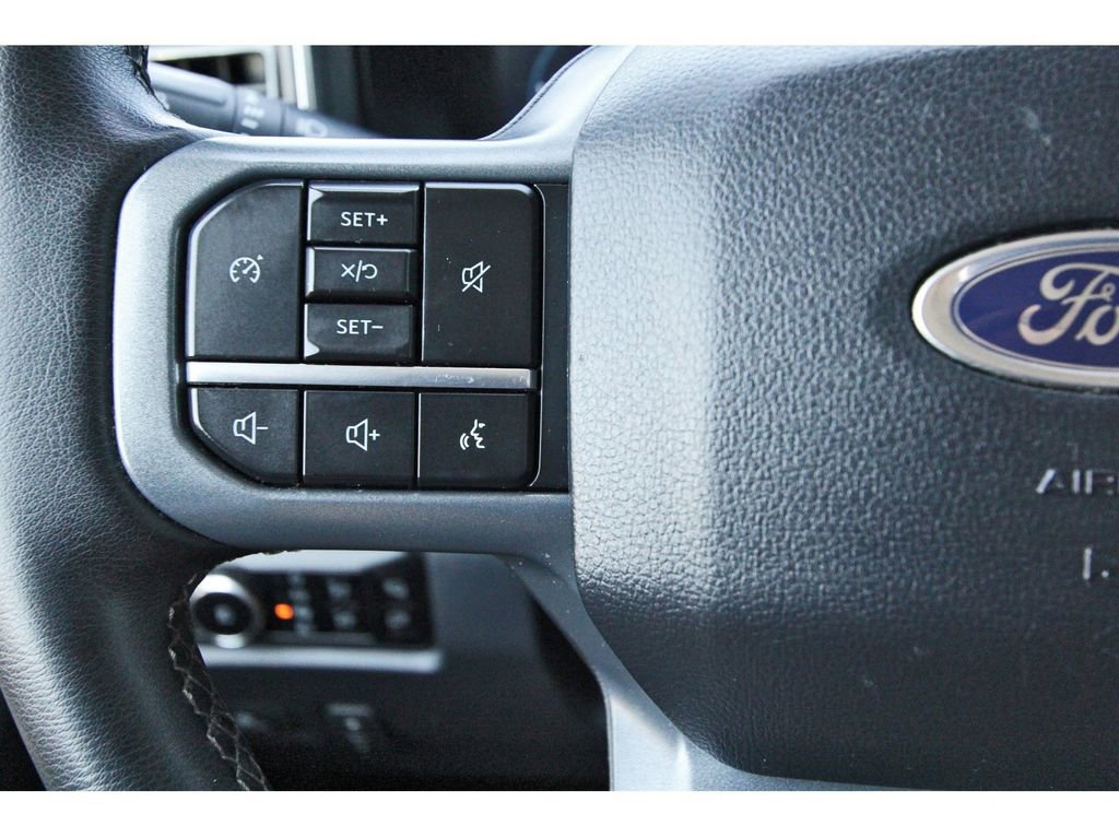 Certified 2025 Ford F350 Lariat AWD/4WD image 18