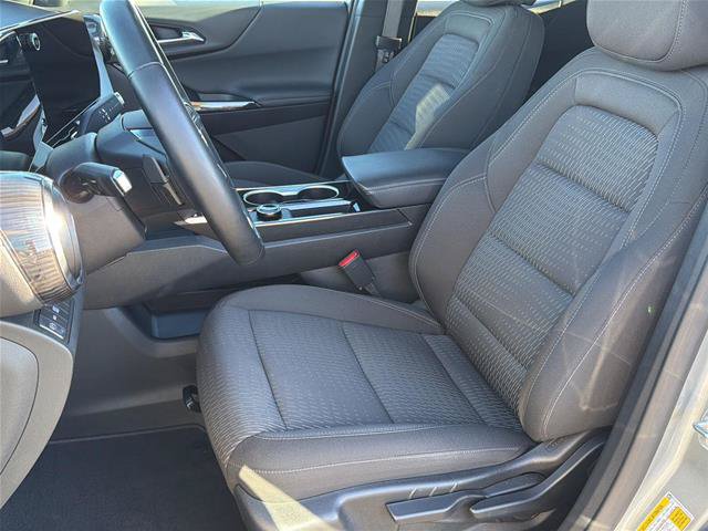 Used 2026 Chevrolet Equinox LT AWD/4WD image 11