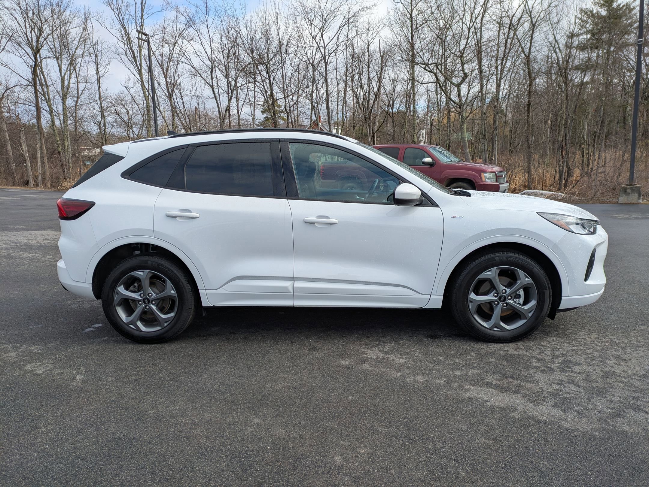 Certified 2023 Ford Escape ST-Line Select w/ Tech Pack #1 image 4