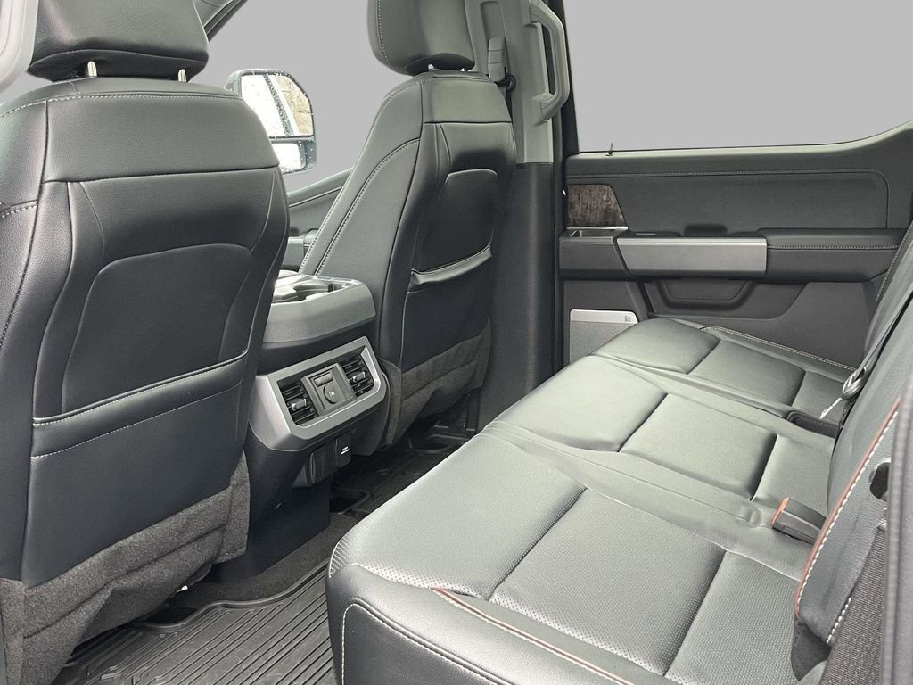 Certified 2024 Ford F250 Lariat w/ Lariat Ultimate Package image 27