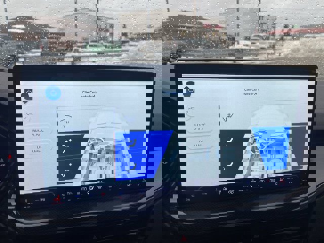 Certified 2025 Ford Escape ST-Line w/ Tech Pack #1 image 18