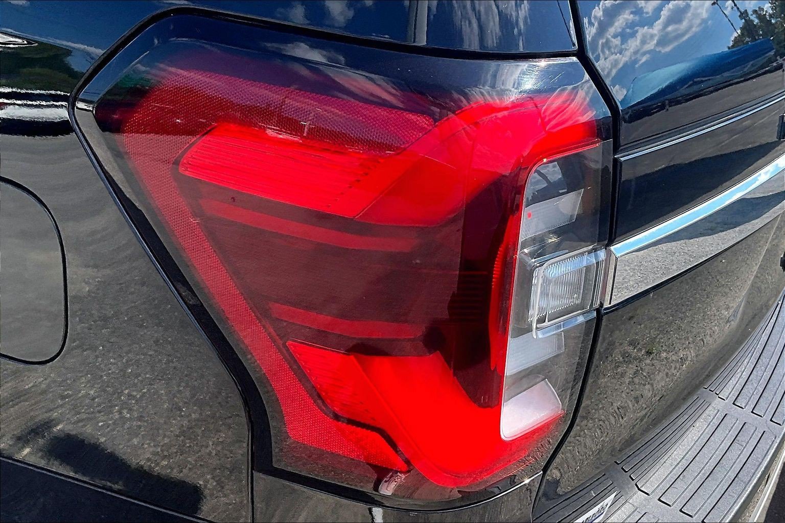 Certified 2023 Ford Expedition Limited AWD/4WD image 31