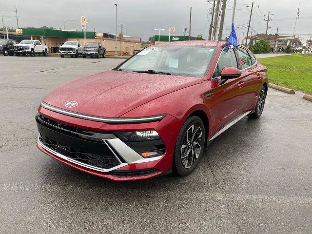 Used 2024 Hyundai Sonata SEL FWD image 3