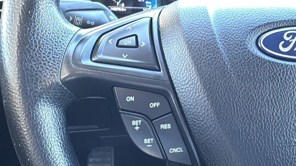 Certified 2022 Ford Edge SE w/ Black Appearance Package AWD/4WD image 12