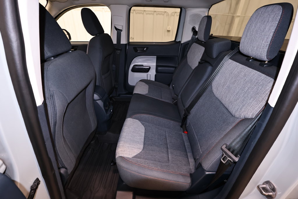 Certified 2022 Ford Maverick XLT w/ XLT Luxury Package FWD image 16
