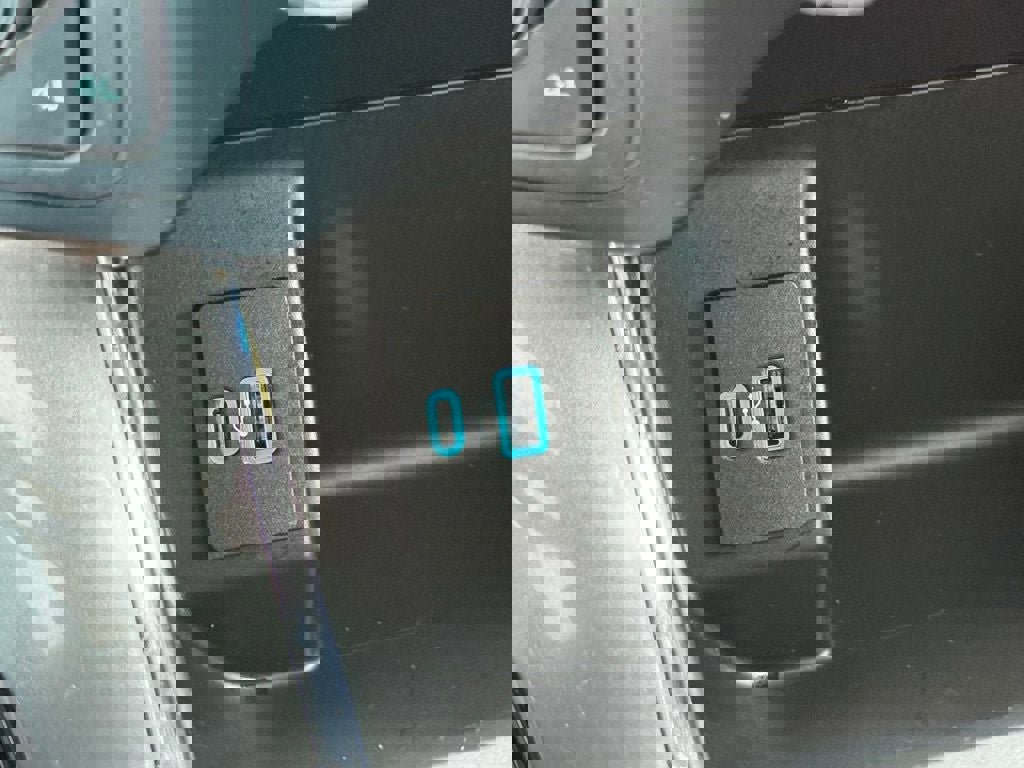 Certified 2023 Ford F150 XLT w/ Equipment Group 302A High image 33