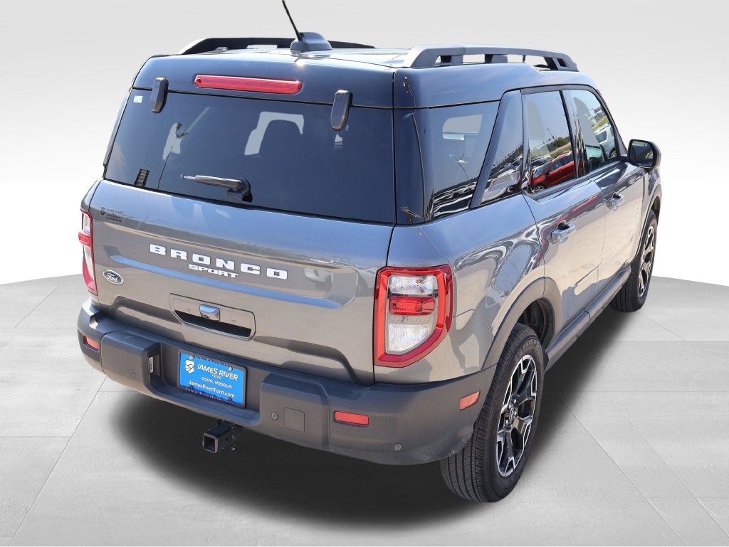 Certified 2025 Ford Bronco Sport Outer Banks w/ Outer Banks Tech Package+ AWD/4WD image 6