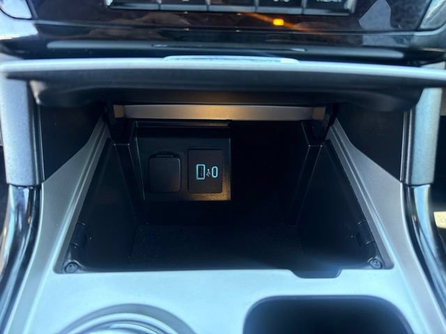 Certified 2022 Ford Explorer ST-Line w/ Class IV Trailer Tow Package RWD image 29