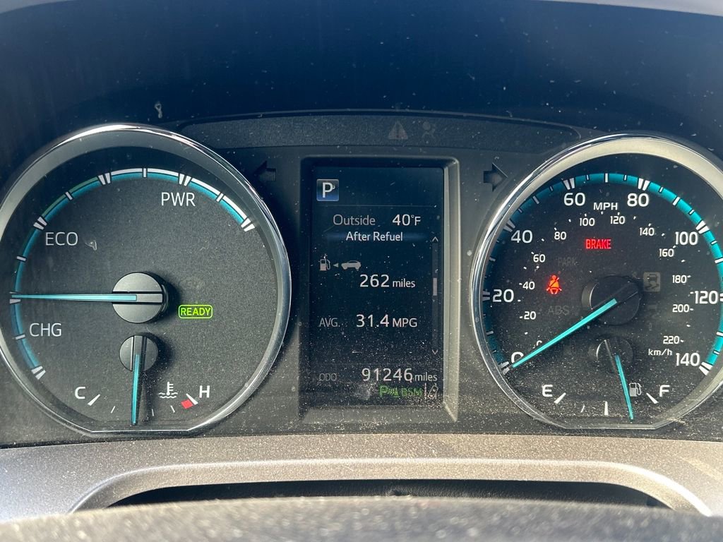 Used 2018 Toyota RAV4 Limited image 21