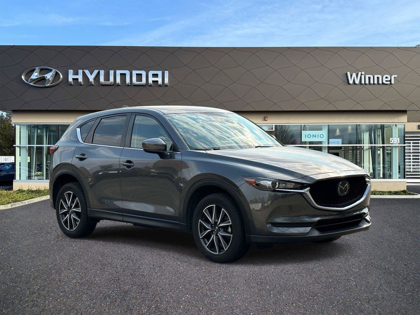 Used 2018 MAZDA CX-5 Touring AWD/4WD image 4