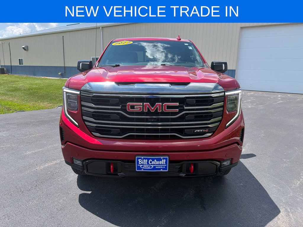 Used 2022 GMC Sierra 1500 AT4 w/ AT4 Premium Package AWD/4WD image 9