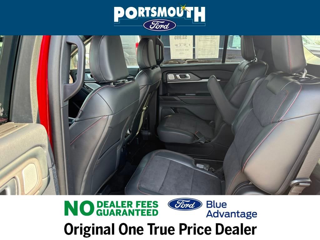 Certified 2025 Ford Explorer ST image 12