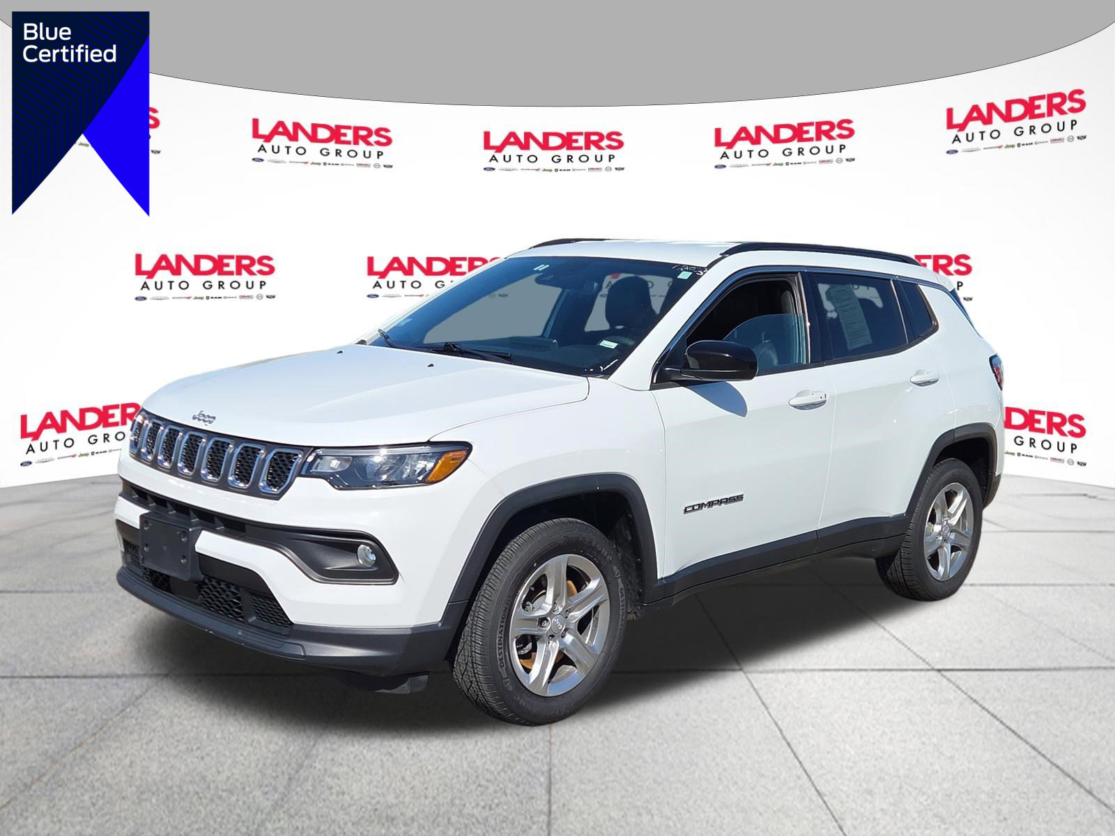 Used 2024 Jeep Compass Latitude image 1