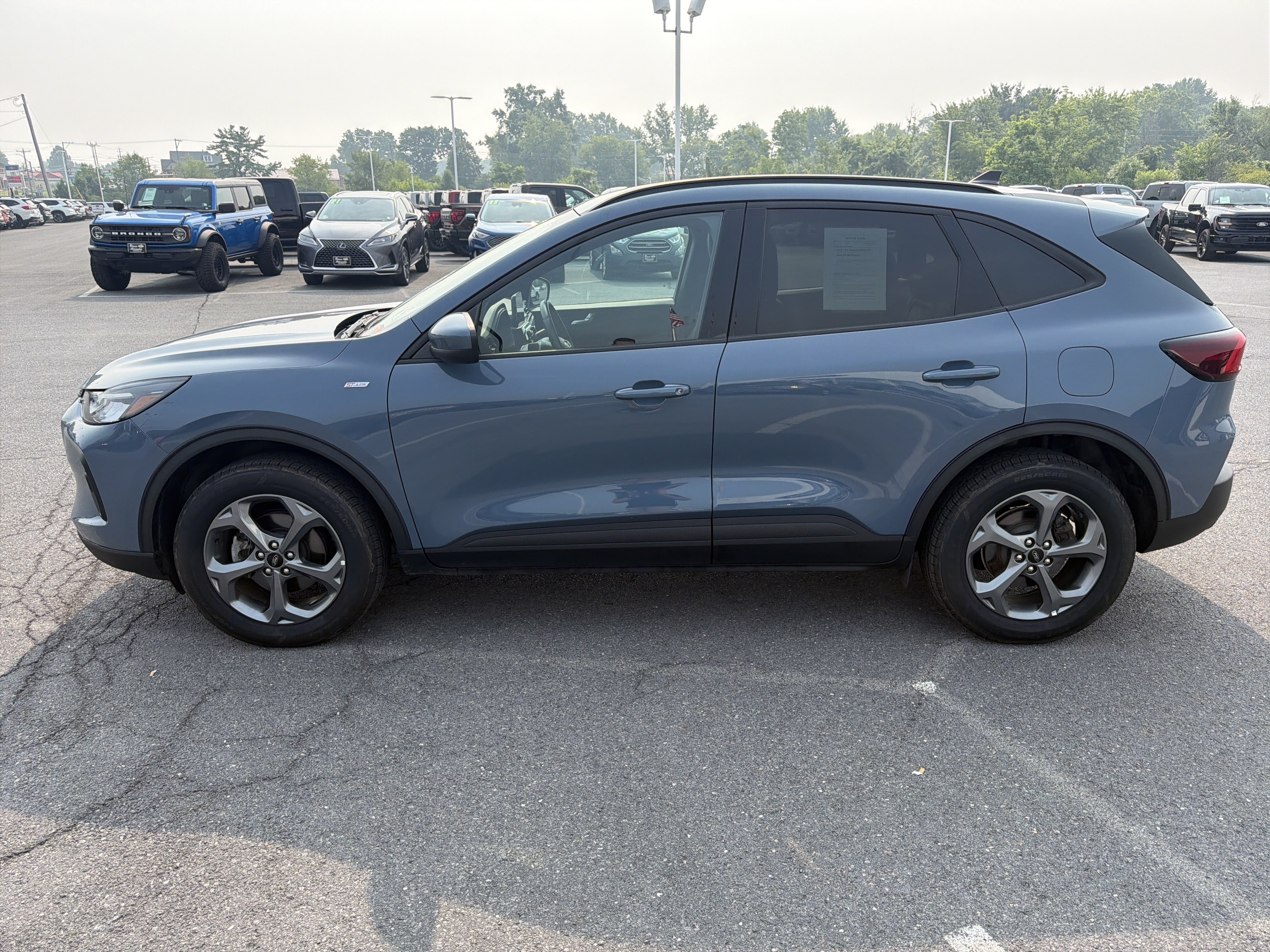 Certified 2025 Ford Escape ST-Line Select AWD/4WD image 8