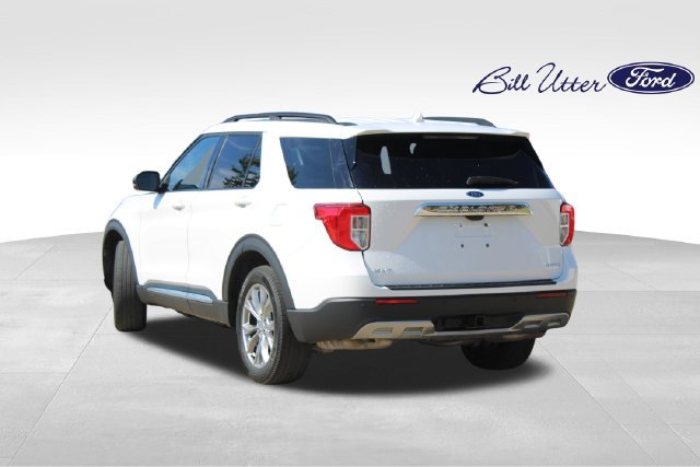 Certified 2023 Ford Explorer XLT w/ Equipment Group 202A AWD/4WD image 7