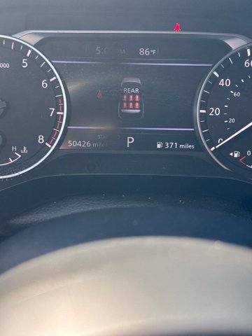 Used 2024 Nissan Pathfinder SV FWD image 7