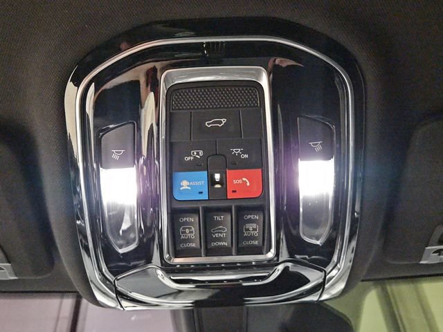 Used 2023 Jeep Grand Cherokee L Overland w/ Rear Seat Video Group I AWD/4WD image 37