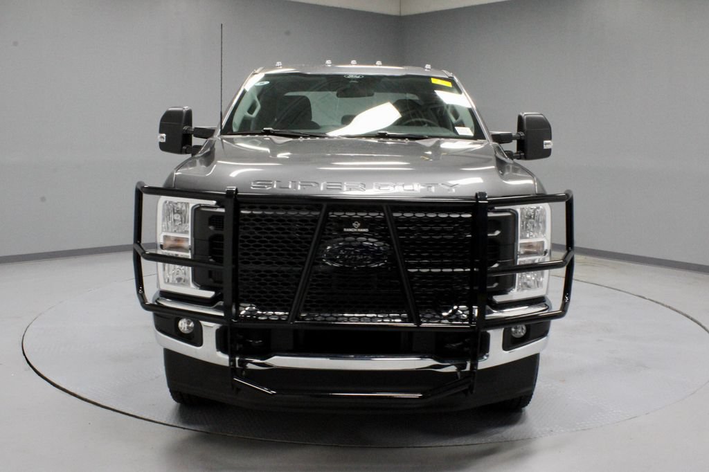 Certified 2025 Ford F250 XL AWD/4WD image 5