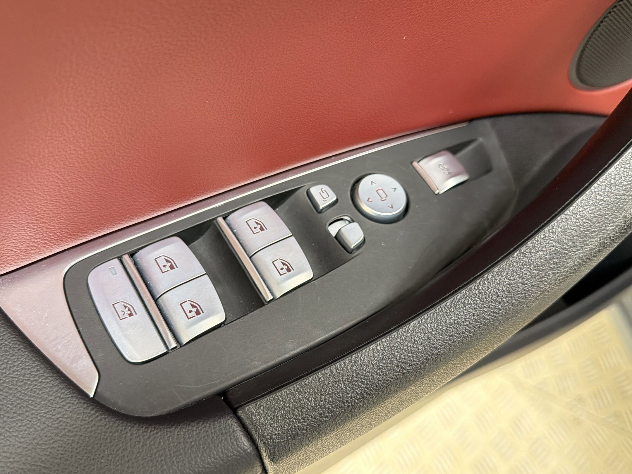 Used 2023 BMW X3 sDrive30i w/ Premium Package image 21