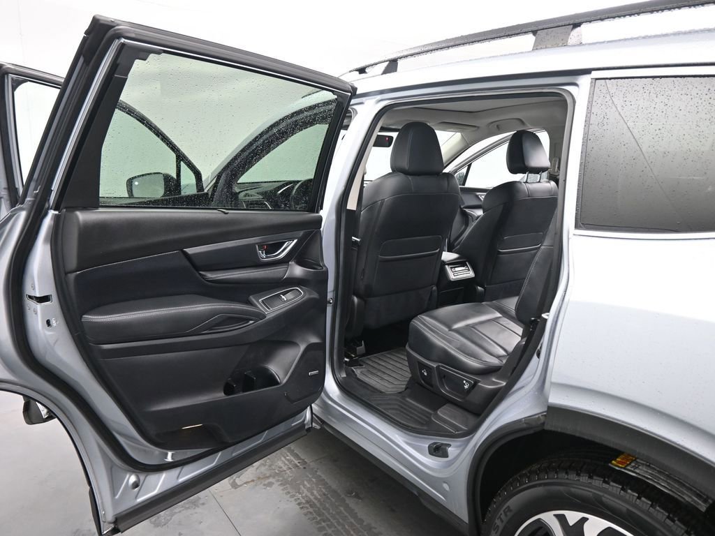Used 2023 Subaru Ascent Limited w/ Technology Package AWD/4WD image 19