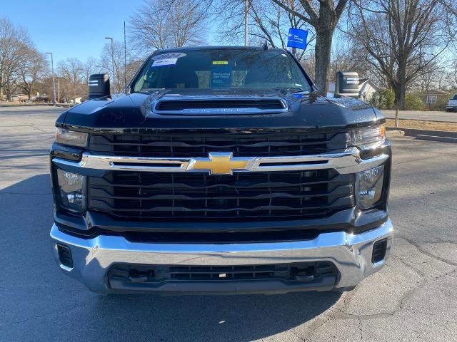 Used 2024 Chevrolet Silverado 2500 LT image 8