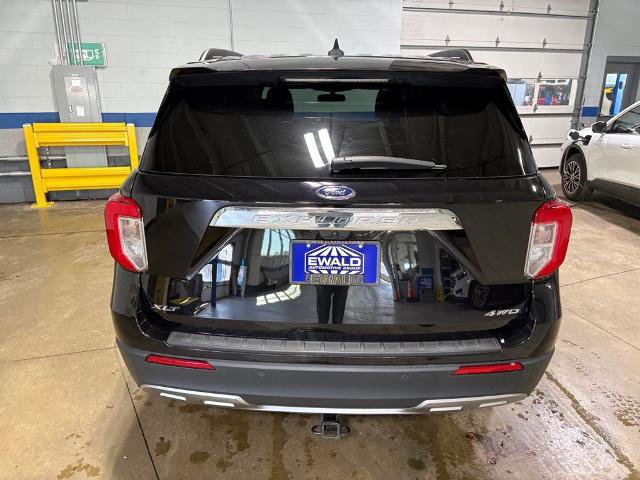 Certified 2023 Ford Explorer XLT w/ Equipment Group 202A image 4