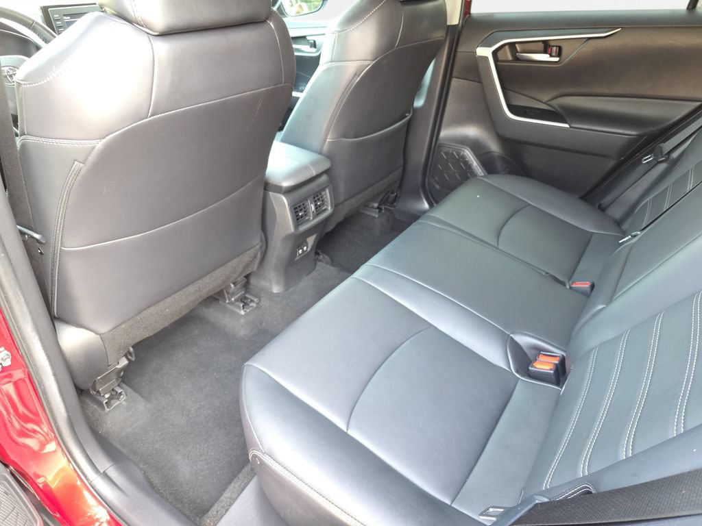 Used 2021 Toyota RAV4 XLE Premium AWD/4WD image 11