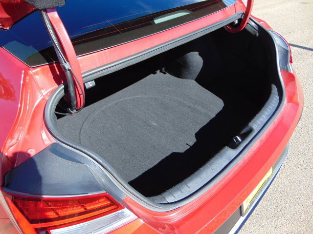 Used 2025 Hyundai Elantra SEL FWD image 25