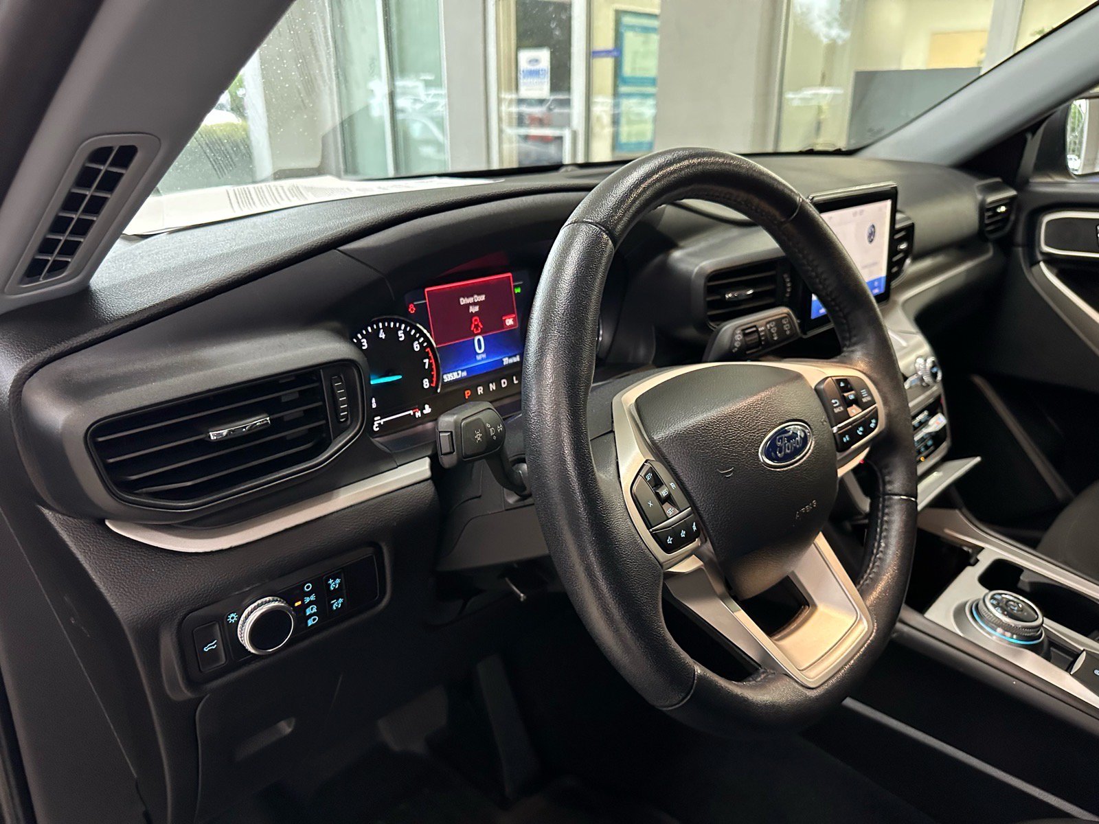 Certified 2023 Ford Explorer XLT AWD/4WD image 17