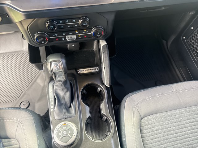 Certified 2022 Ford Bronco Outer Banks AWD/4WD image 21