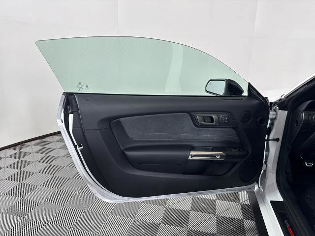 Certified 2020 Ford Mustang Shelby GT350 w/ Technology Package image 35