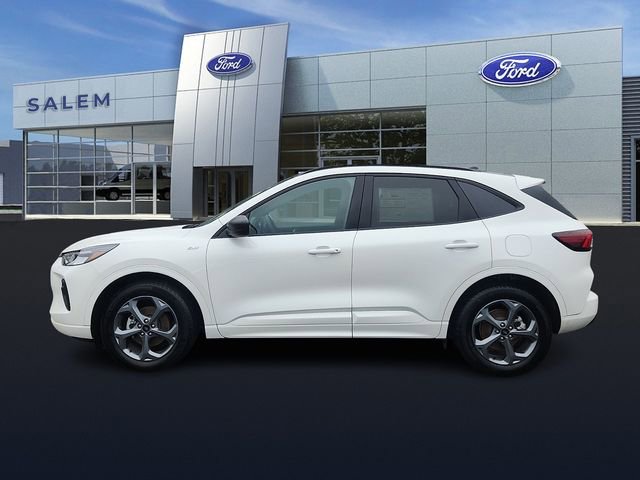 Certified 2023 Ford Escape ST-Line w/ Tech Pack #1 AWD/4WD image 5