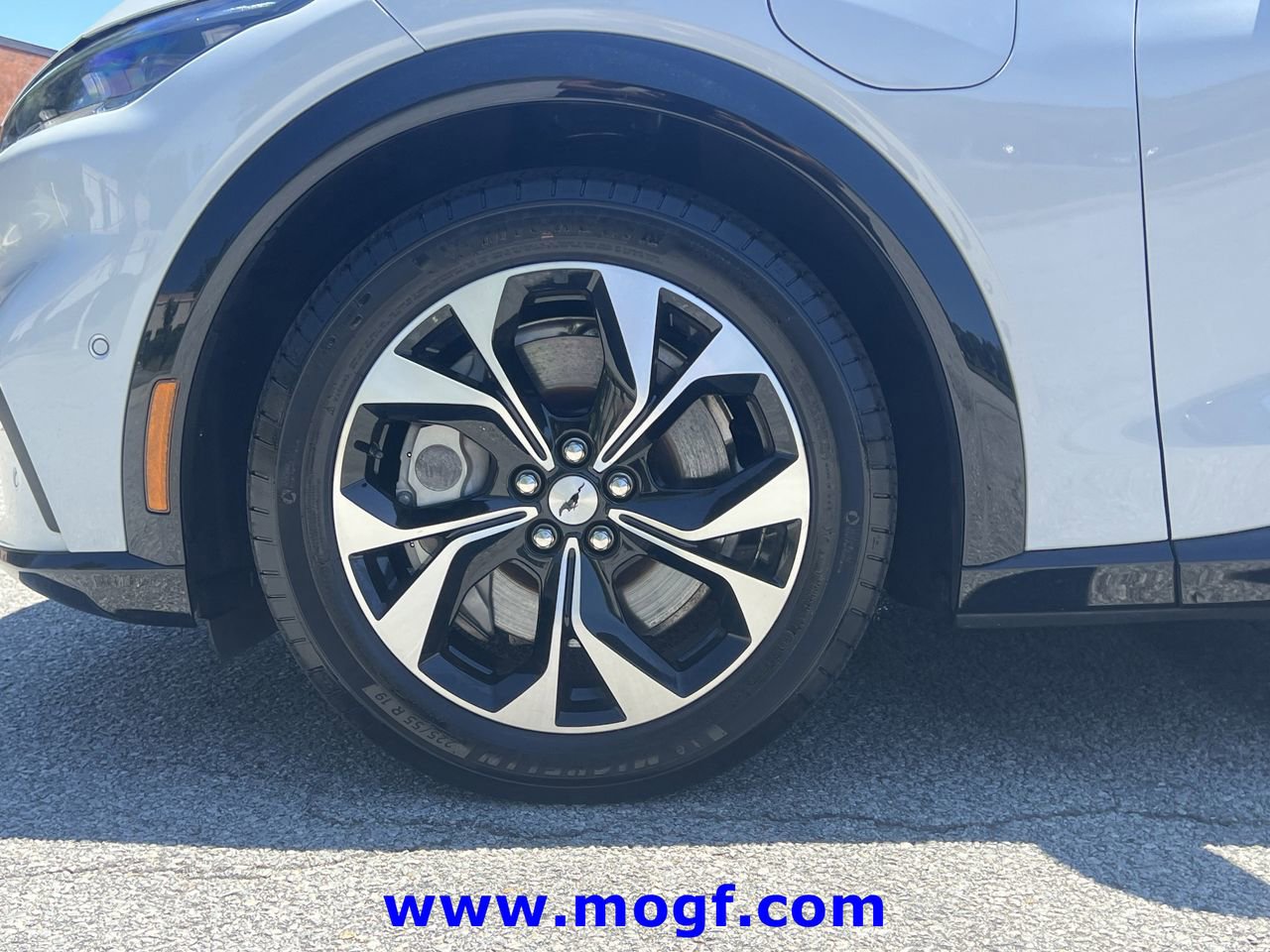 Certified 2023 Ford Mustang Mach-E Premium AWD/4WD image 32