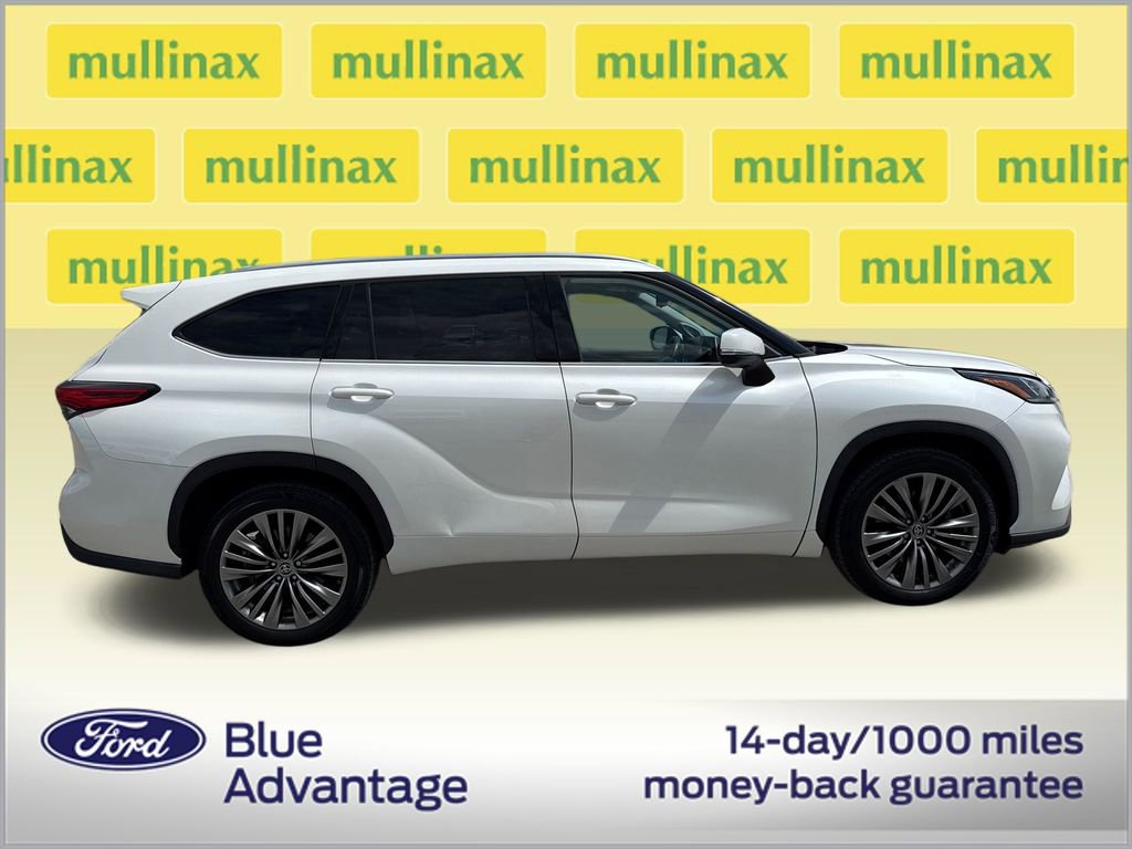 Used 2021 Toyota Highlander Platinum FWD video 2