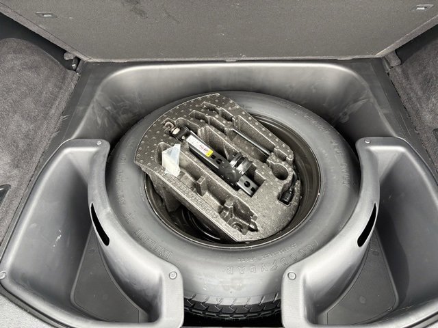 Used 2020 Jeep Grand Cherokee Altitude image 16